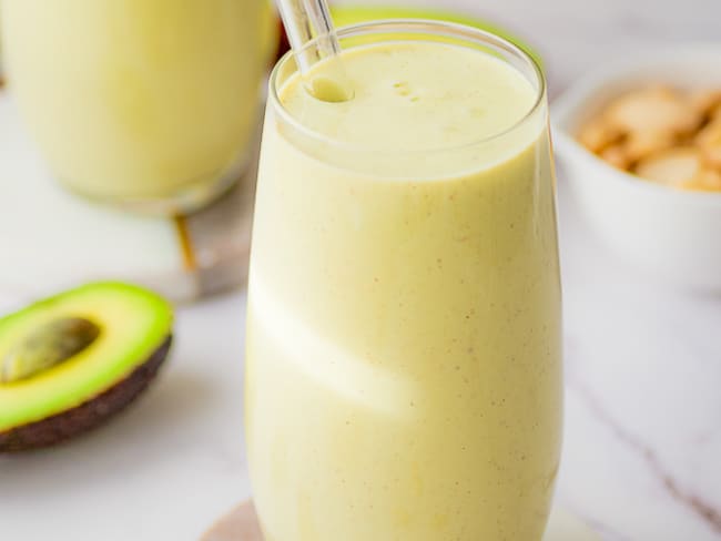 Smoothie avocat, dattes à la marocaine