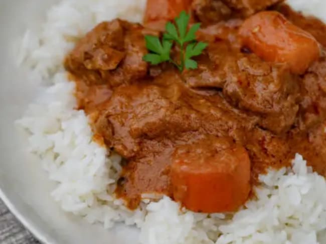 Mafé de boeuf (cuisine africaine)