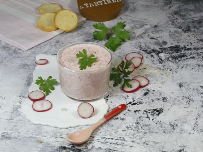 Tartinade de radis, chèvre et chorizo