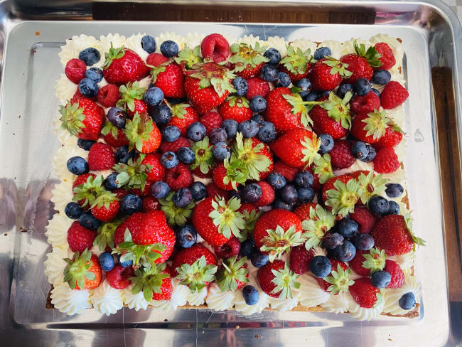 Tarte fruits rouges sur sablé breton