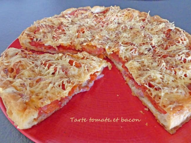 Tarte tomate, comté et bacon