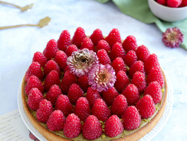 Tarte d'été vegan framboise et pistache