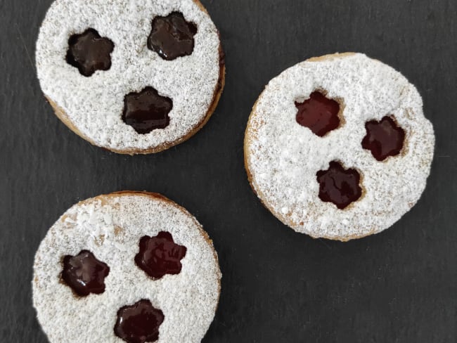 Sablés fourrés à la confiture