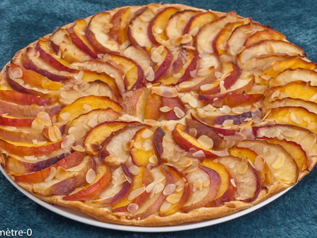 Tarte fine feuilletée aux deux nectarines