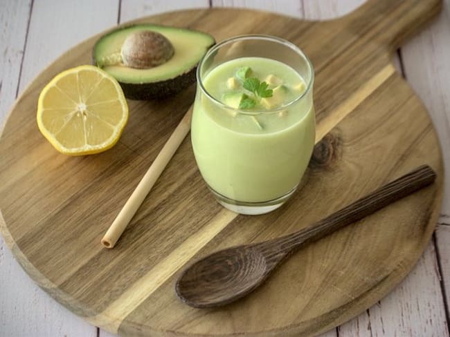 Gaspacho de concombre et avocat