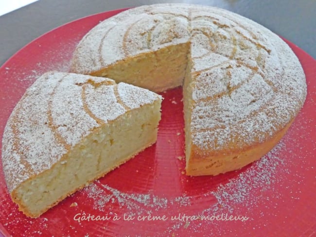 Gâteau à la crème ultra moelleux facile à préparer