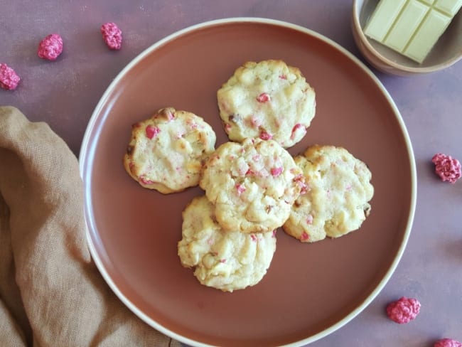 Cookies pralines roses et chocolat blanc pour un goûter gourmand