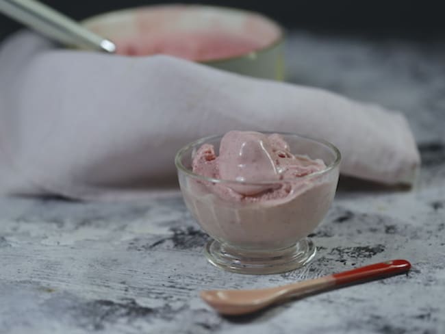 Crème glacée express à la fraise