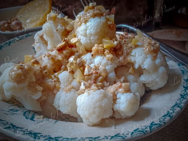 Salade gourmande de chou fleur au citron confit et noisettes