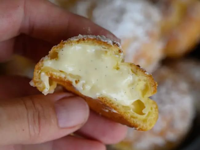 Chouquettes à la crème vanille, d'après le Chef Yann Couvreur