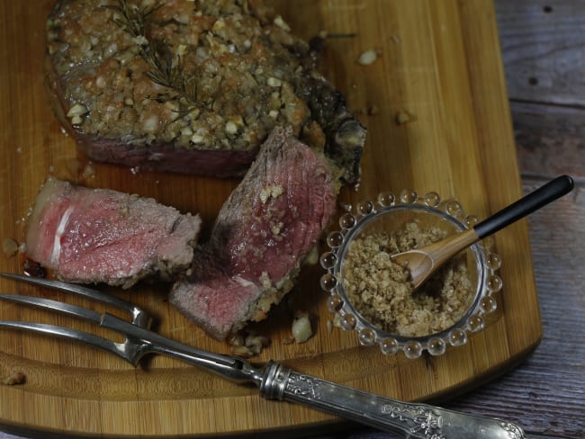 Côte de boeuf marinée ail, oignon, romarin et sel fumé