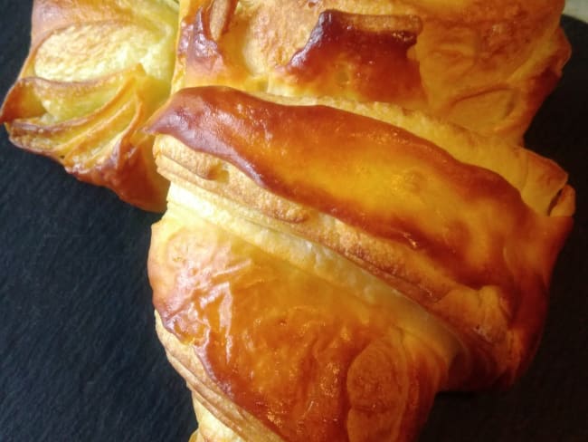 Croissant au beurre maison