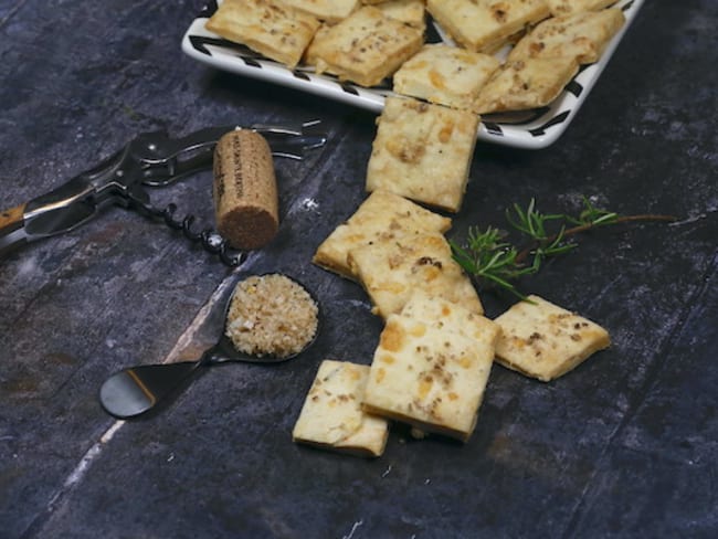 Crackers apéritifs au fromage et sel pimenté d'Algarve