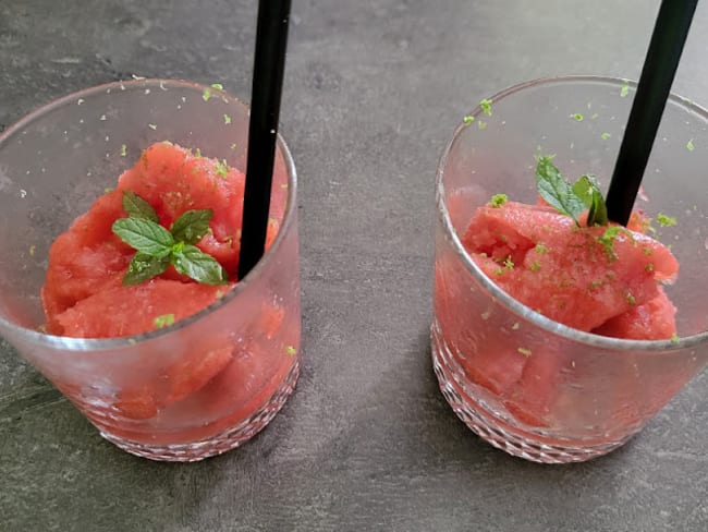 Sorbet aux fraises et à la vodka d'après le cuisinier italien Max Mariola