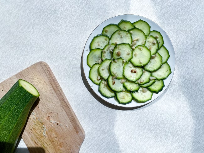 Carpaccio de courgettes crues