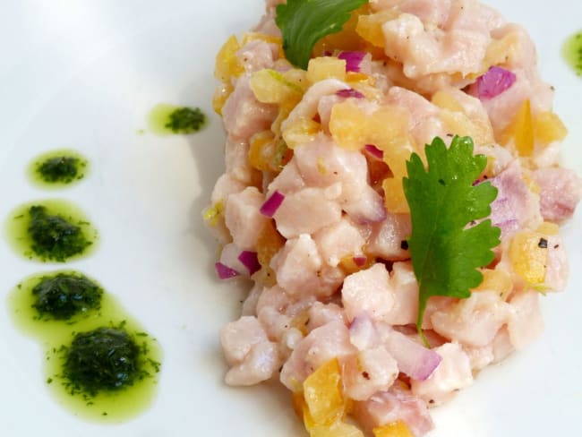 Tartare sucré salé d'espadon à la prune jaune