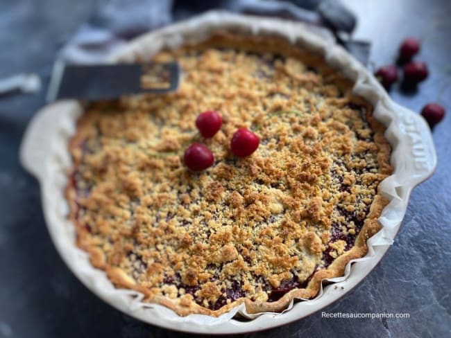 Tarte sablée facile et rapide aux cerises façon crumble streusel