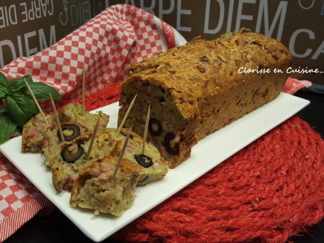 Cake savoureux aux olives