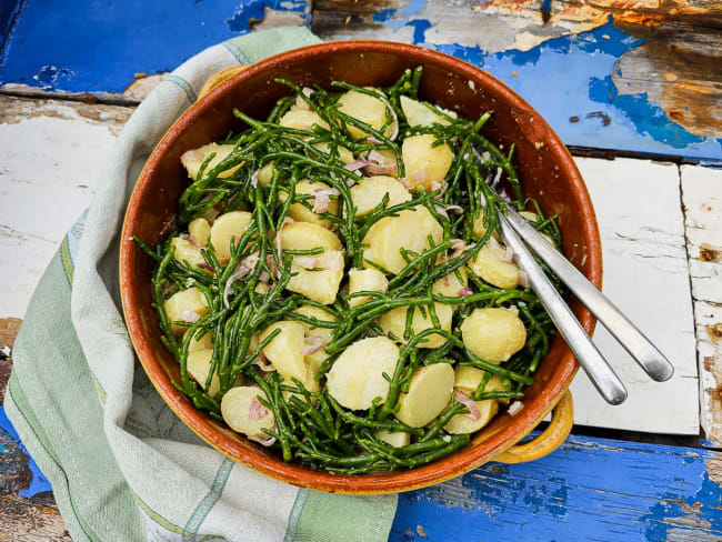 Salade d'algues salicornes, pomme de terre et échalotes