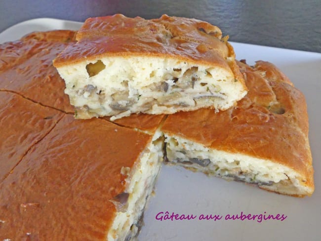 Gâteau aux aubergines à l'apéro