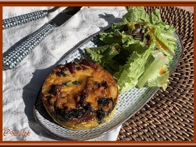 Quiche sans pâte aux pommes de terre, épinards et lardons de volaille