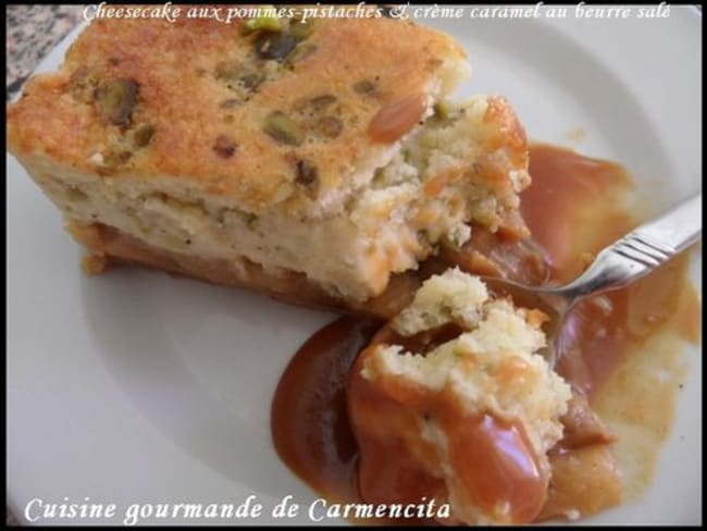 Cheesecake aux pommes-pistaches, crème au caramel au beurre salé