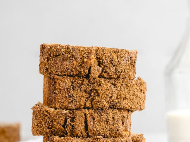 Cake aux bananes vegan et croustillant à la cannelle