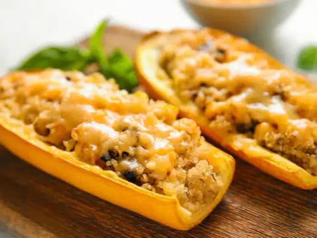 Courges gratinées farcies au quinoa et boeuf haché