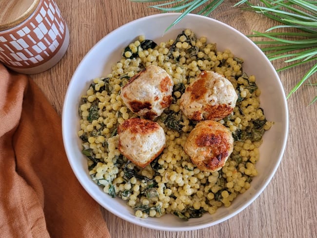 Boulettes de poulet au parmesan et perlines