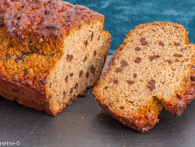 Gâteau protéiné farine de pois chiche, de petit épeautre et à la purée d’amandes