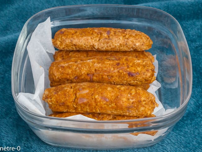 Saucisses végétales de tofu fumé à la farine de pois chiches