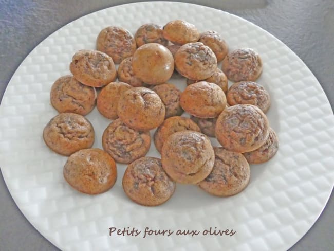 Petits fours salés aux olives pour l'apéro