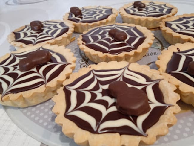 Les tartelettes toiles d'araignées pour Halloween 