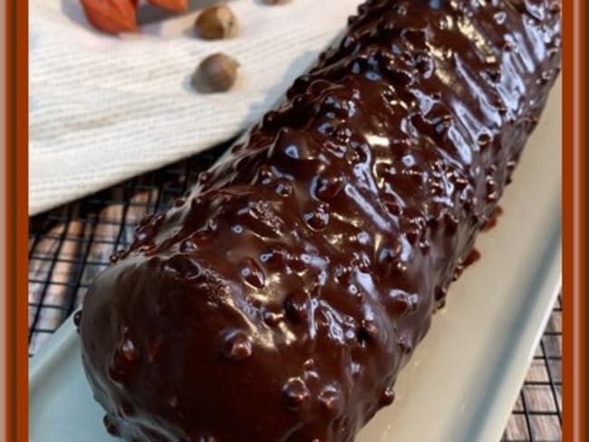 Cake au chocolat praliné et son glaçage chocolat noisette au Thermomix