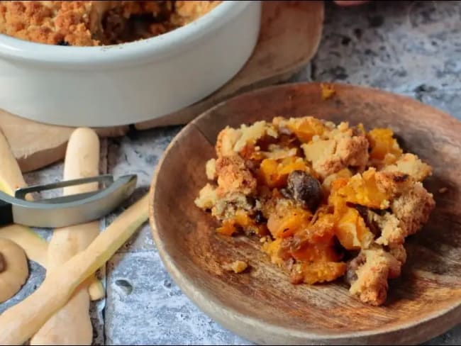 Crumble de courge butternut au parmesan et aux marrons