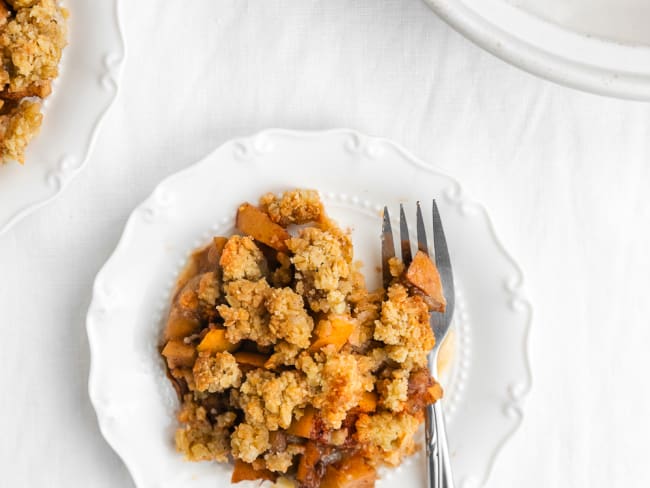 Crumble aux pommes vegan et sans gluten à l'avoine