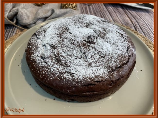 Gâteau au chocolat noir des écoliers