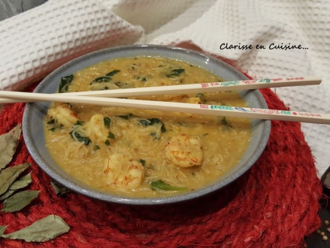 Bouillon de crevettes et nouilles chinoises au Cookeo façon one pot