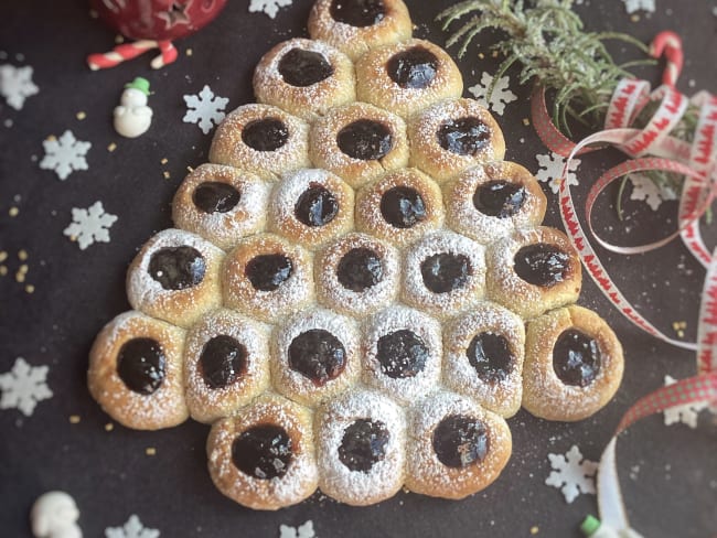 Tarte Sapin de Noël à la confiture de framboises