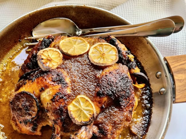 Vous allez adorer ce poulet au citron et gingembre cuisiné en crapaudine