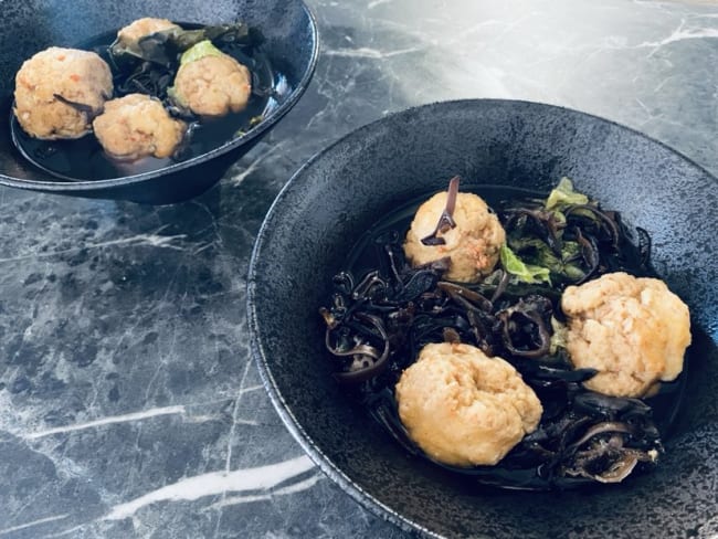 Nabe aux boulettes de crevettes