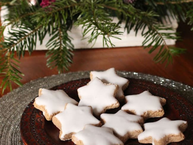 L'esprit de noël est dans ces petites étoiles "Zimsterne" à la cannelle, sans gluten