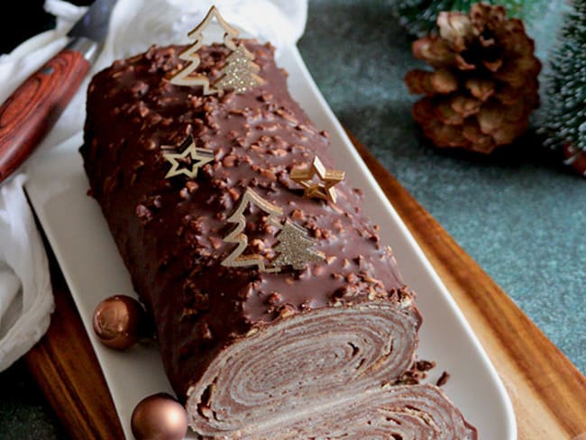 Bûche de noël roulée de crêpes sans gluten, ni lait, ni œuf