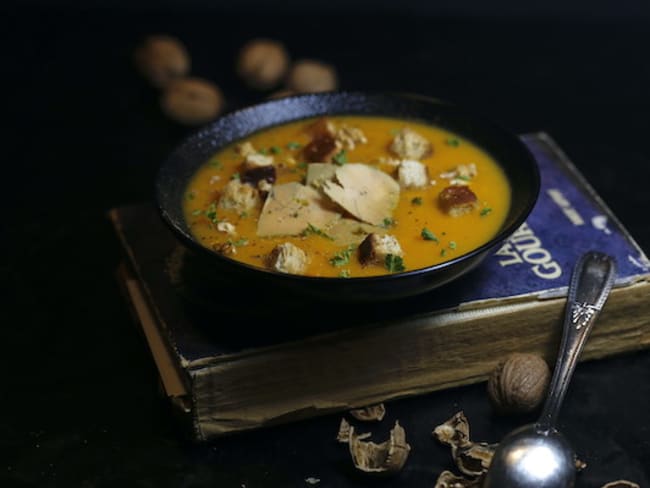 Velouté de potiron et copeaux de foie gras pour une touche festive !