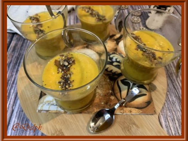 Velouté de carottes au curry et lait de coco