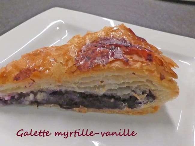 Galette des rois myrtille et vanille