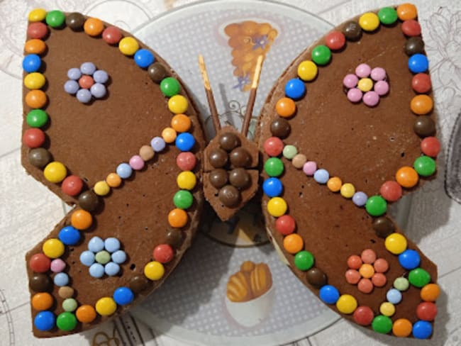 Le papillon d'anniversaire comme un napolitain