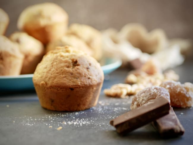 Cake marrons glacés, noix et pépites de chocolat au lait