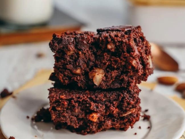 Brownie à la carotte et chocolat noir sans gluten