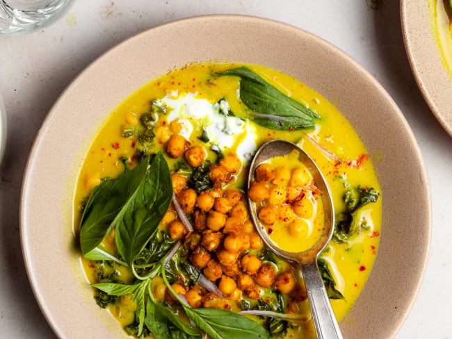 Curry de pois chiches à la citronnelle et au lait de coco